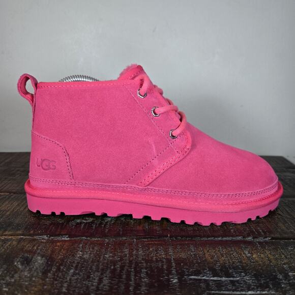UGG Neumel Womens Size 6 Fuzzy Warm Chukka Boots Shoes Slippers Pink - Picture 5 of 11